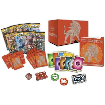 Pokemon TCG - Sun & Moon Elite Trainer Box (Solgaleo)